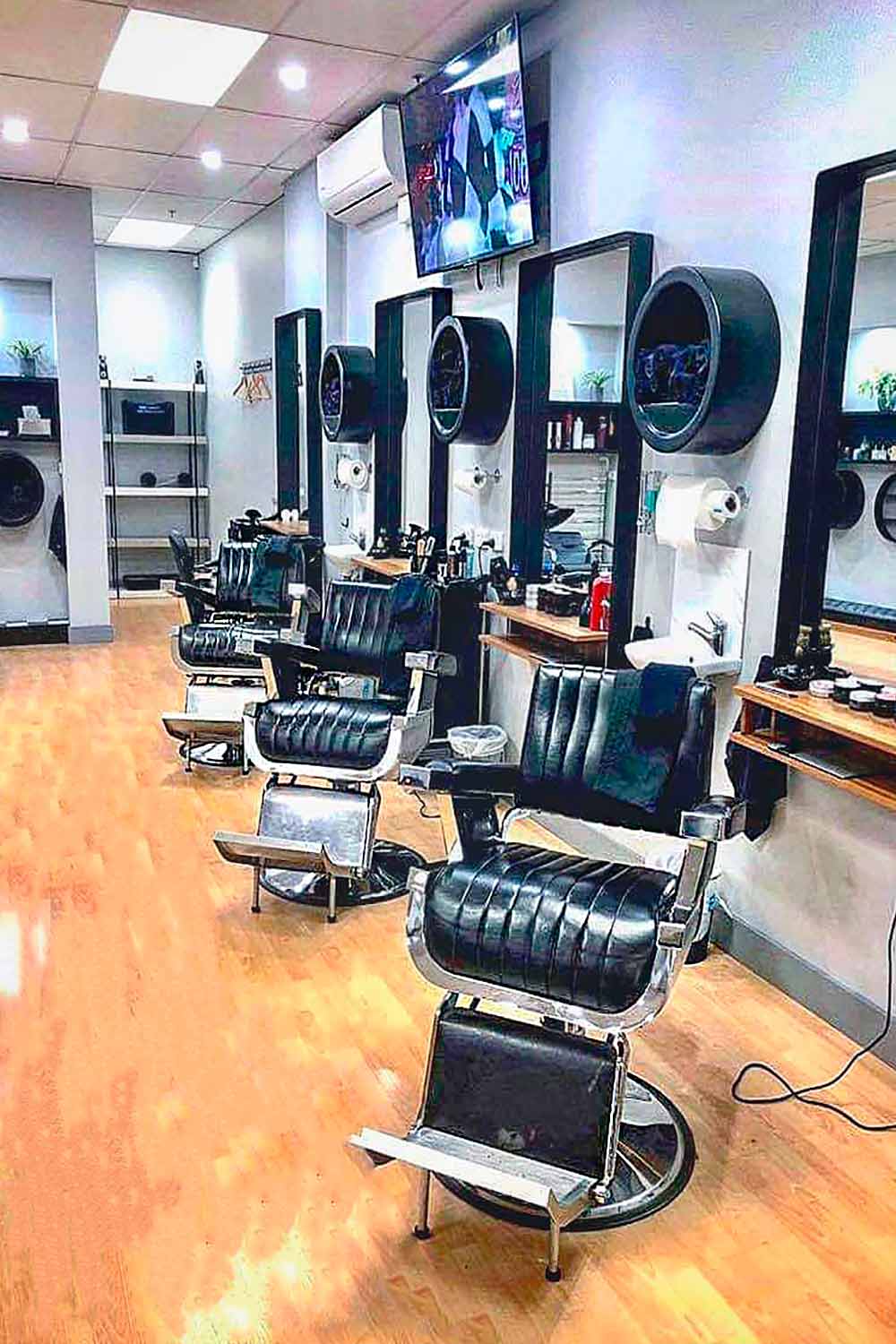 House of Lords Barbers of Distinction 3