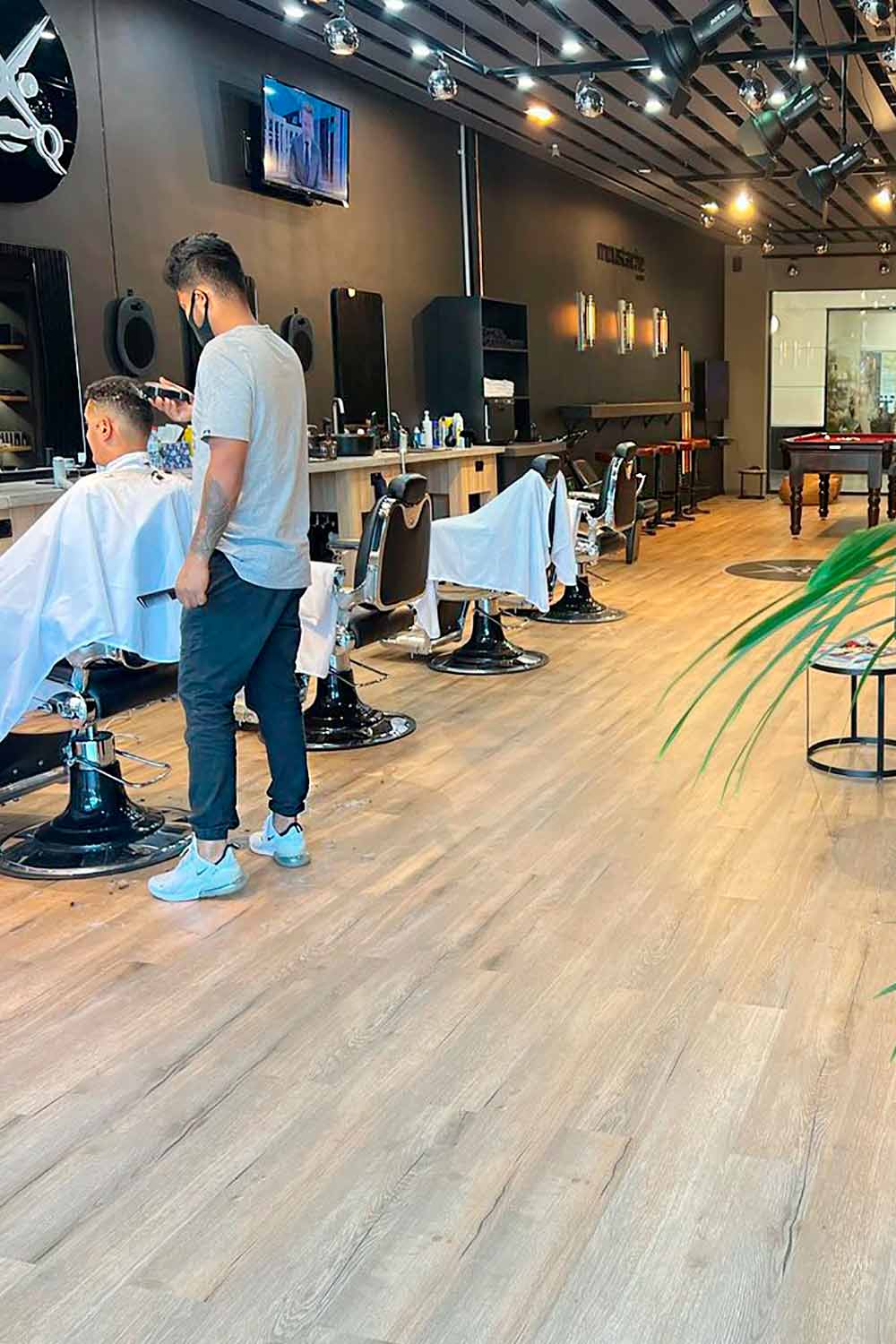 Moustache Barber 6