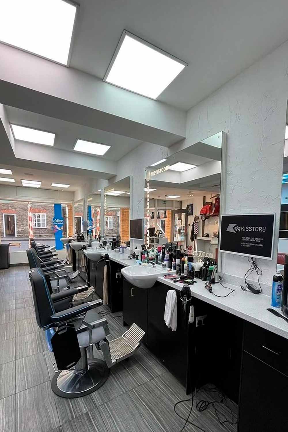 Celik's Mensroom 2
