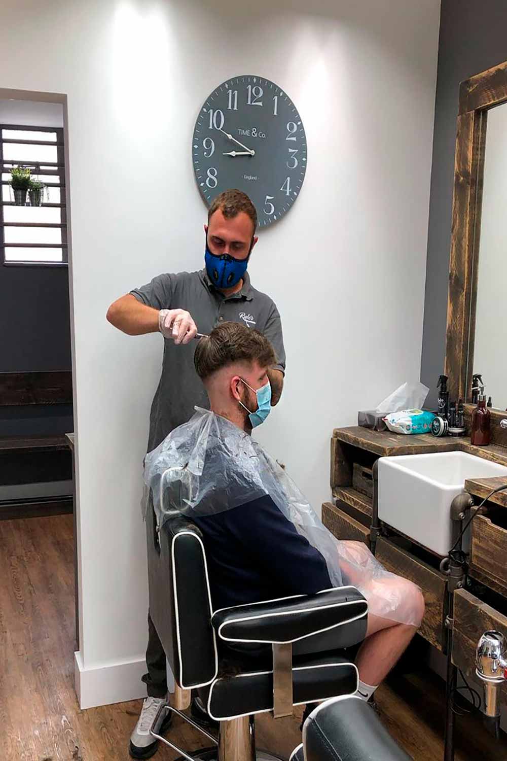 Rulos Barbers 2