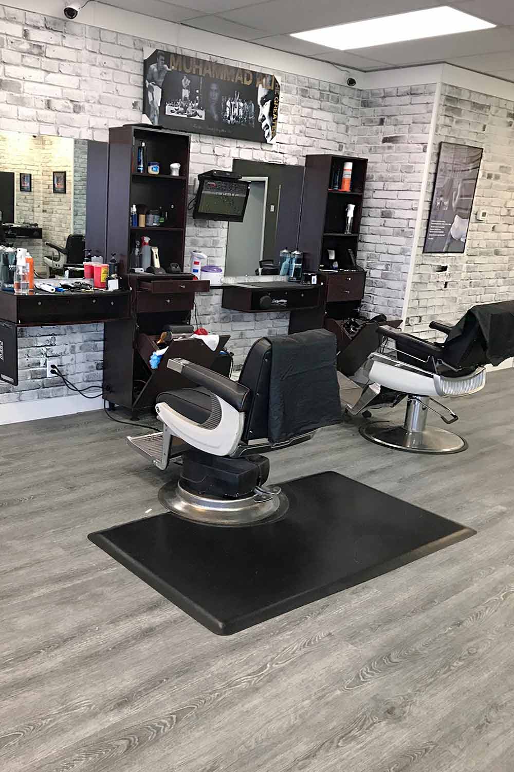 Metro Barber Shop 1
