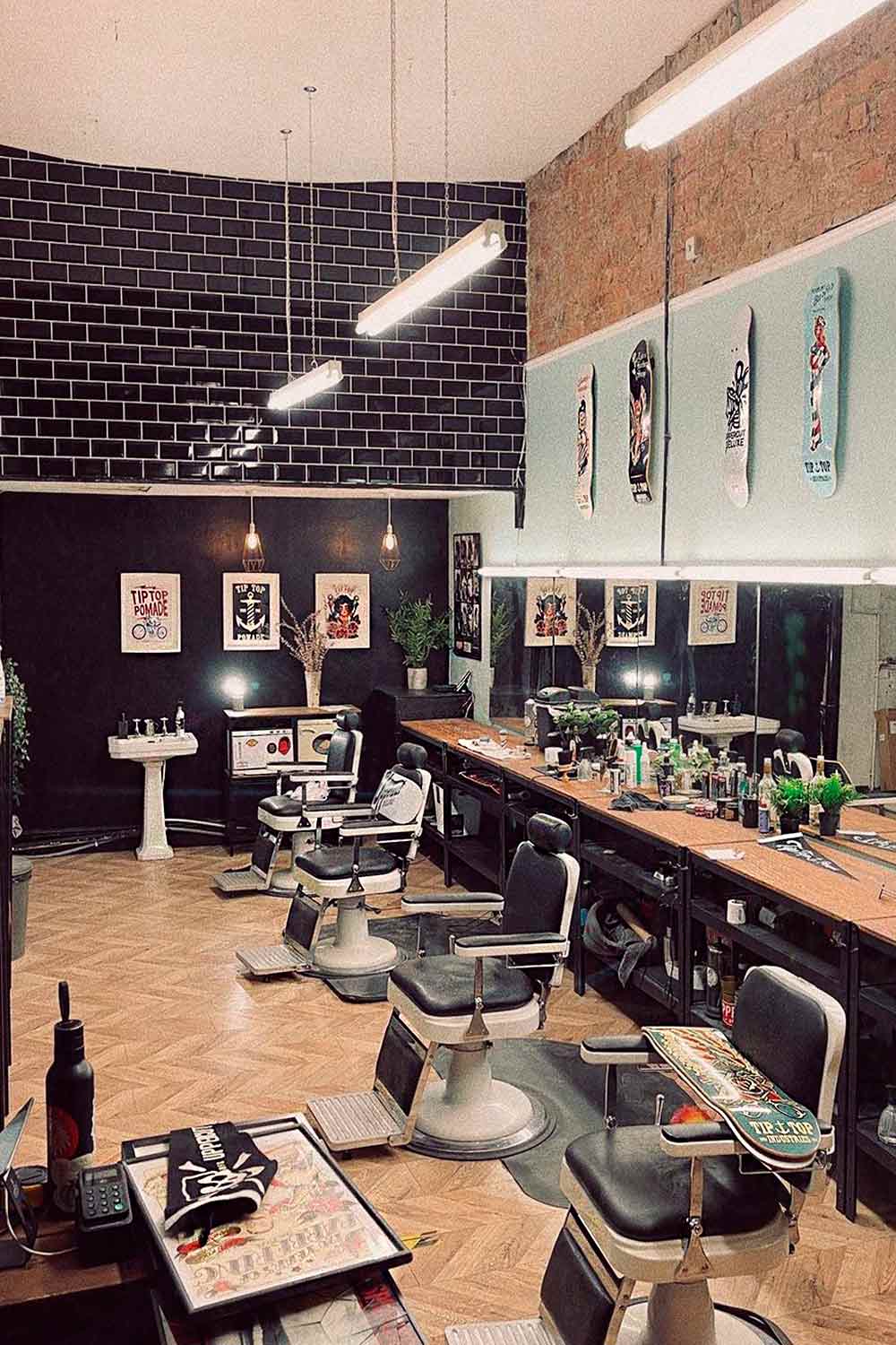 Badlands Barber 3
