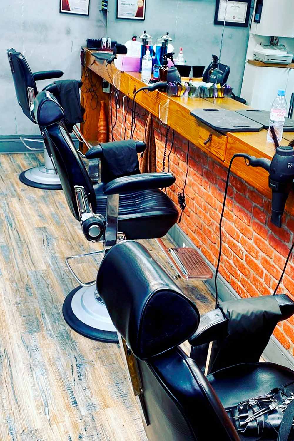 Dukes Barbers 2
