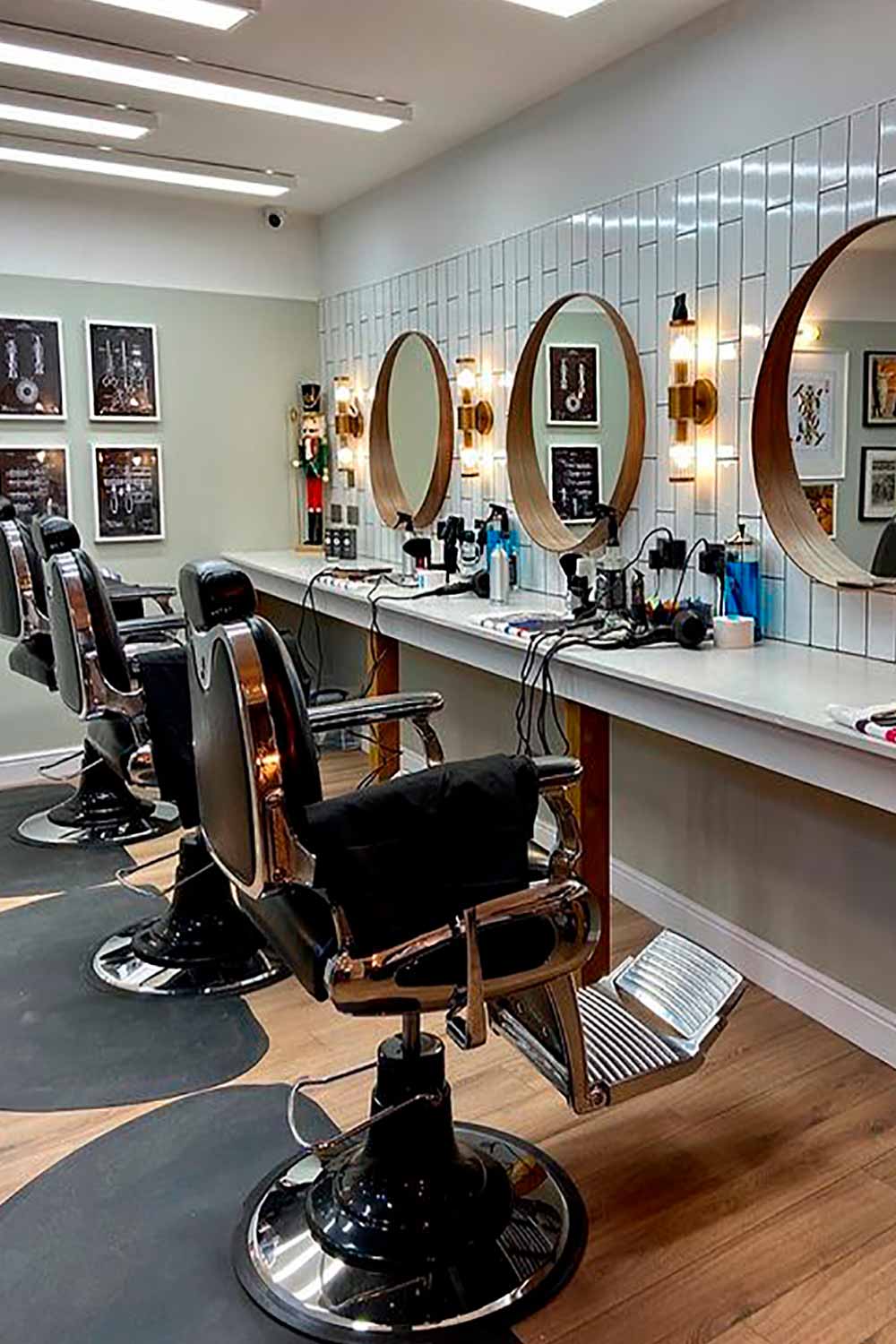 Jericho Barbers 1