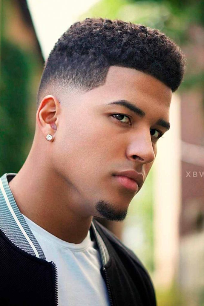 Curly Flat Top Mid Fade #fadehaircutblackmen #blackmenfade