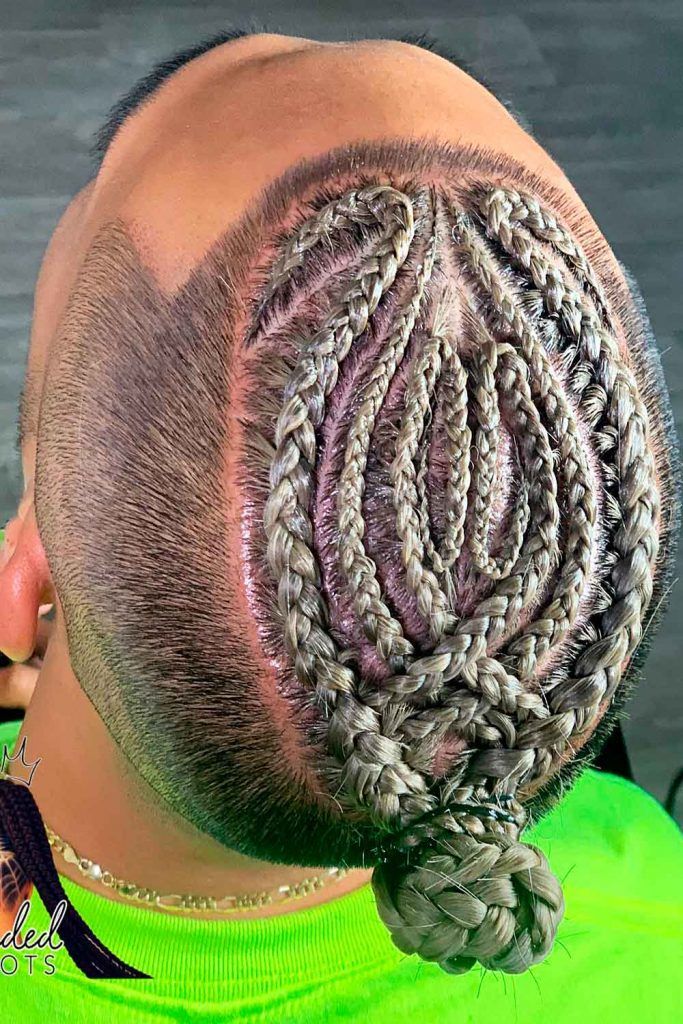 Cornrows #manbunbraids #braidedmanbun