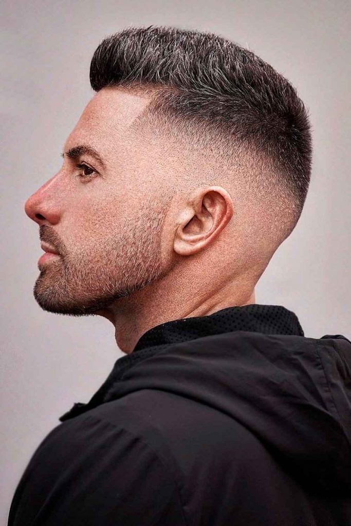 Quiff Haircut On Top #militaryhaircut #shorthaircuts #militaryhaircutsmen