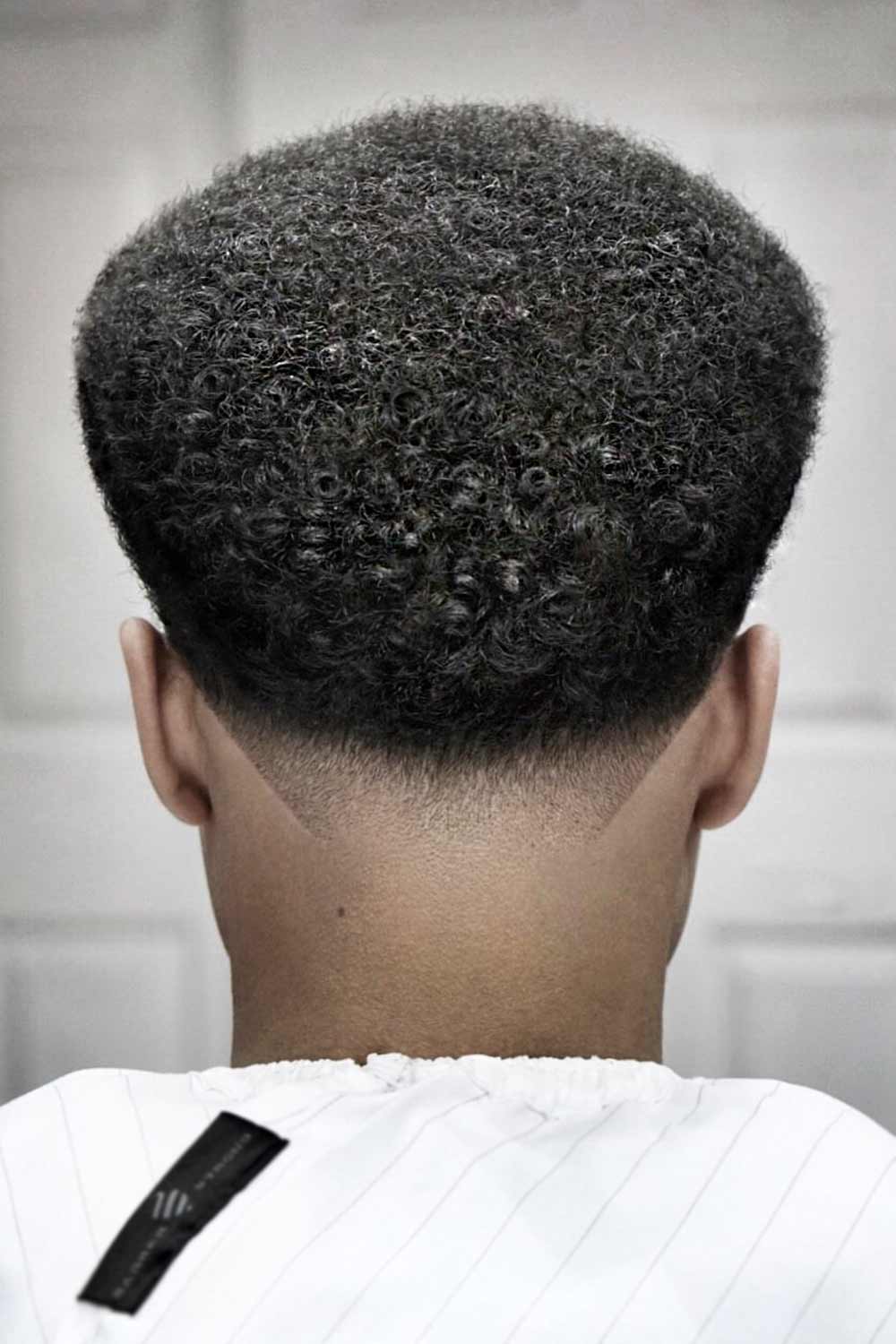 Blowout Taper Fade Curly Hair Men #taperfadecurlyhair #taperfade #curlyhair #taper #fade