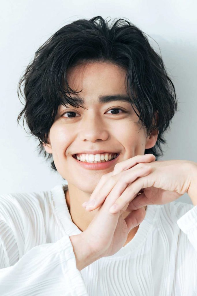 Two Block Haircut With Side Part #twoblockhaircut #twoblock #asianhaircut #asianhairstyles #kpophaircut