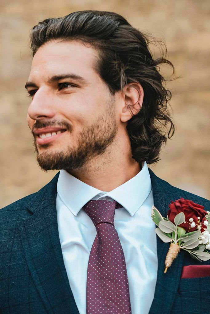 Shoulder Length Wavy Hair #wedding #weddinghairstyles #weddinghairmen #mensweddinghair #weddinghairstylesmen